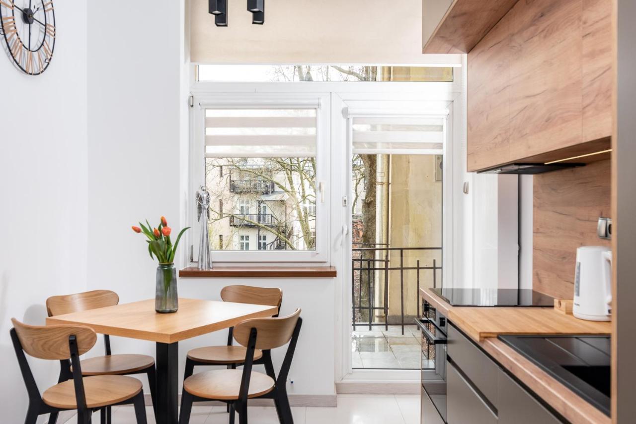 Premium Splendid Old Town - By Upstairs Apartament *